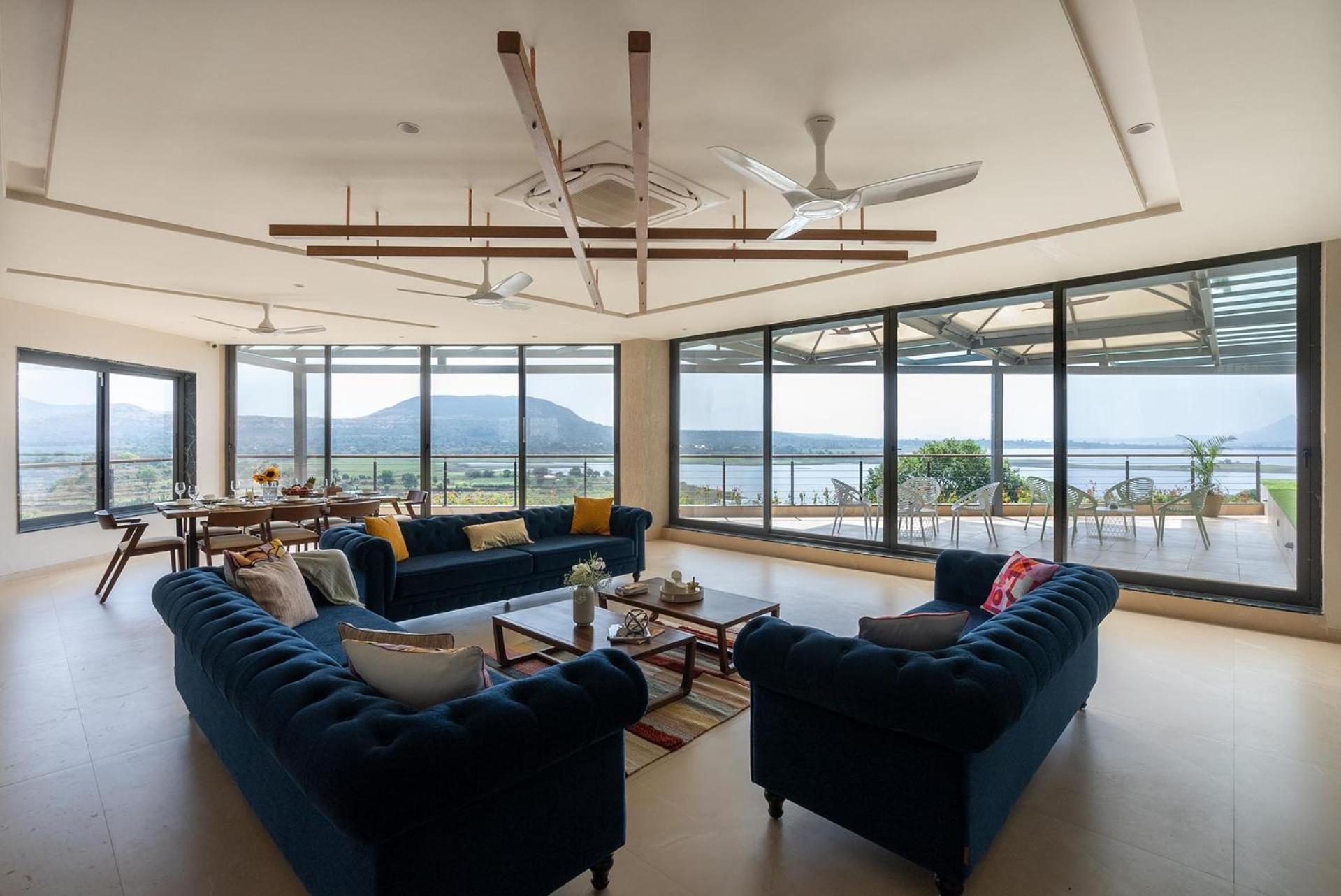 Pearl Lakeview Mansion By Stayvista - Lakeside Villa With Infinity Pool, Jacuzzi, In-House Theatre & Games Room إيغاتبوري المظهر الخارجي الصورة